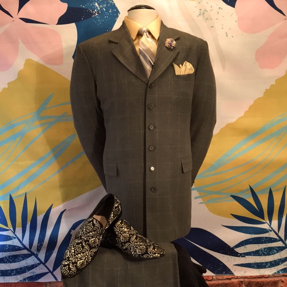 🔥SALE🔥Cosimo 6 buttons Suit - Picture 1 of 17